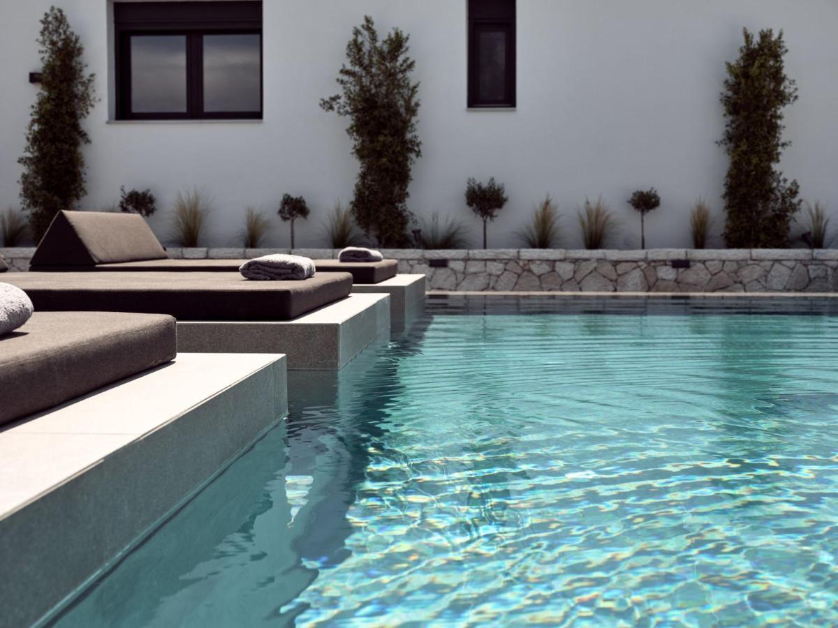Noema Villa - Stylish Villa With Scenic Serenity, By Zantewize Sarakinadhon Luaran gambar